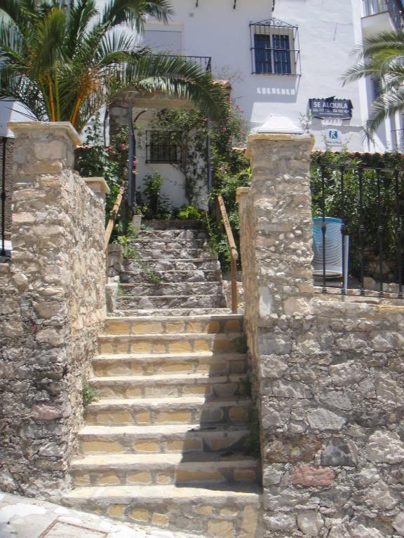 Apartamentos Buganvilla Villaluenga Del Rosario Rum bild